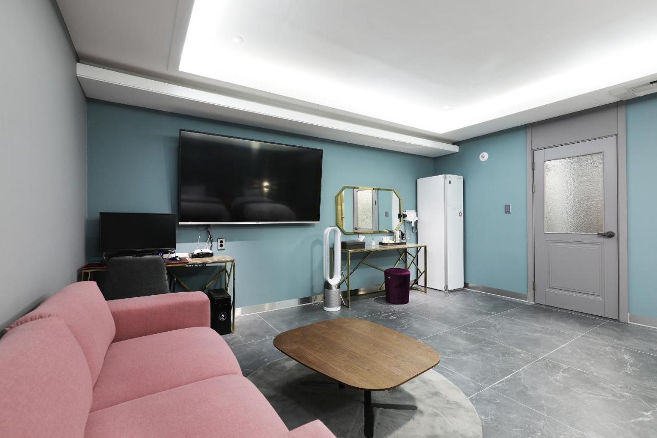 גונסאן El Tower Hotel מראה חיצוני תמונה