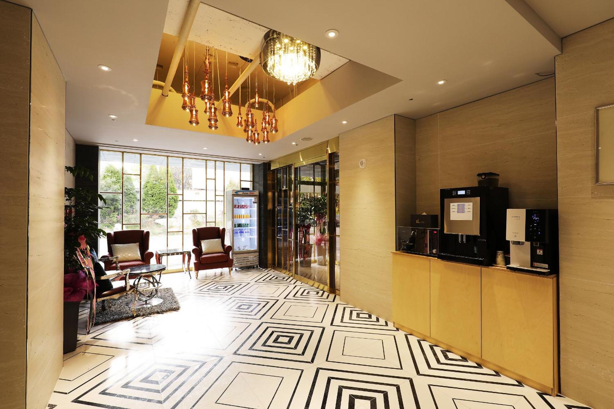 גונסאן El Tower Hotel מראה חיצוני תמונה