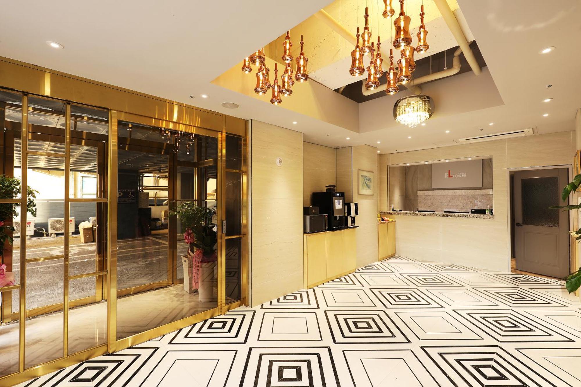 גונסאן El Tower Hotel מראה חיצוני תמונה
