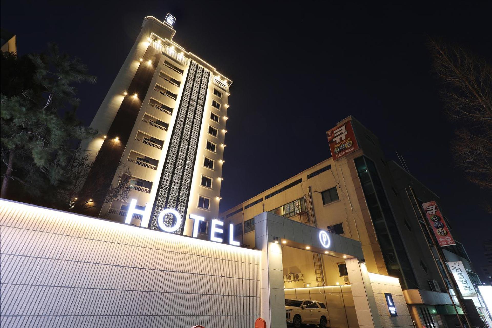 גונסאן El Tower Hotel מראה חיצוני תמונה